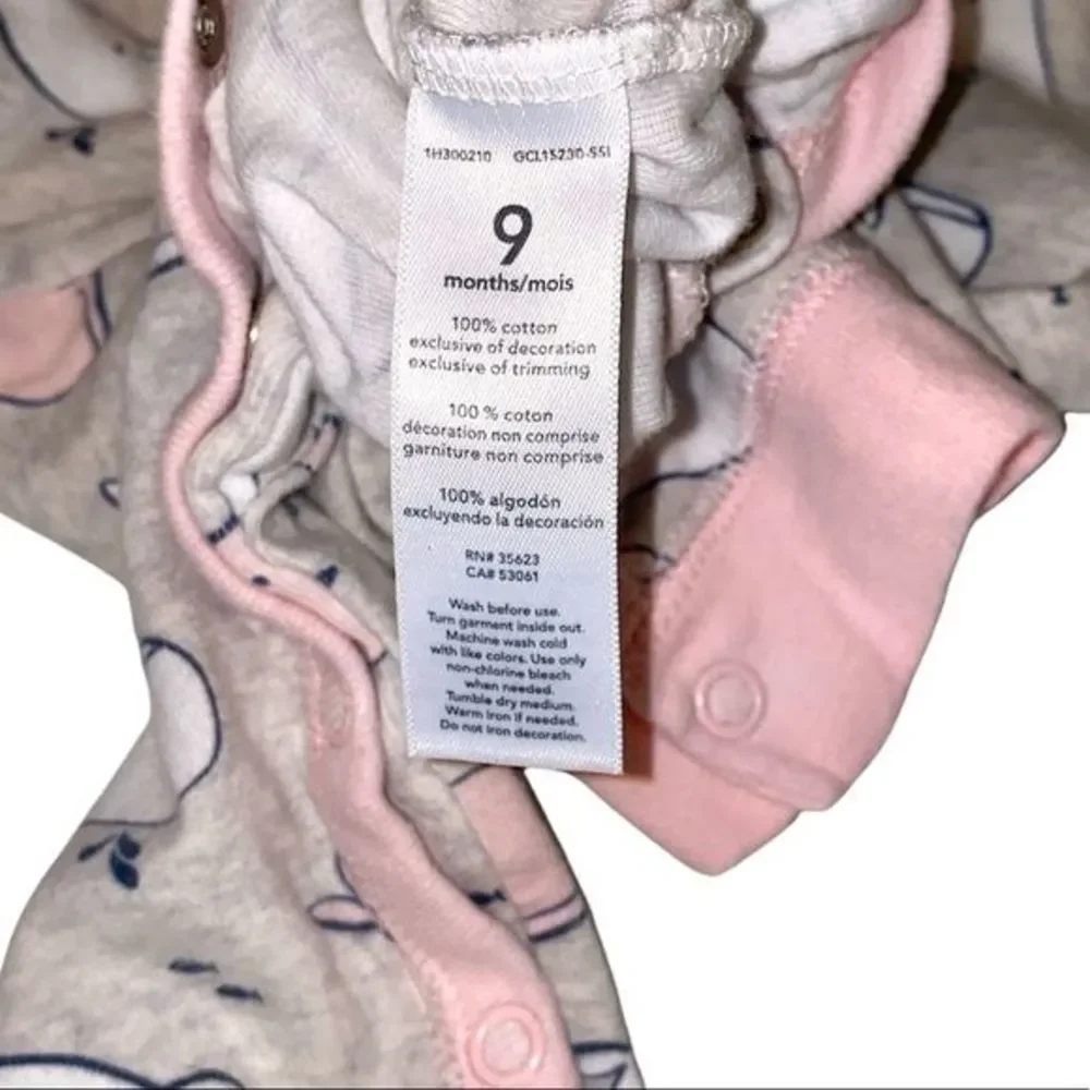 🎀3/$23🎀 carter’s sweet whale onesie